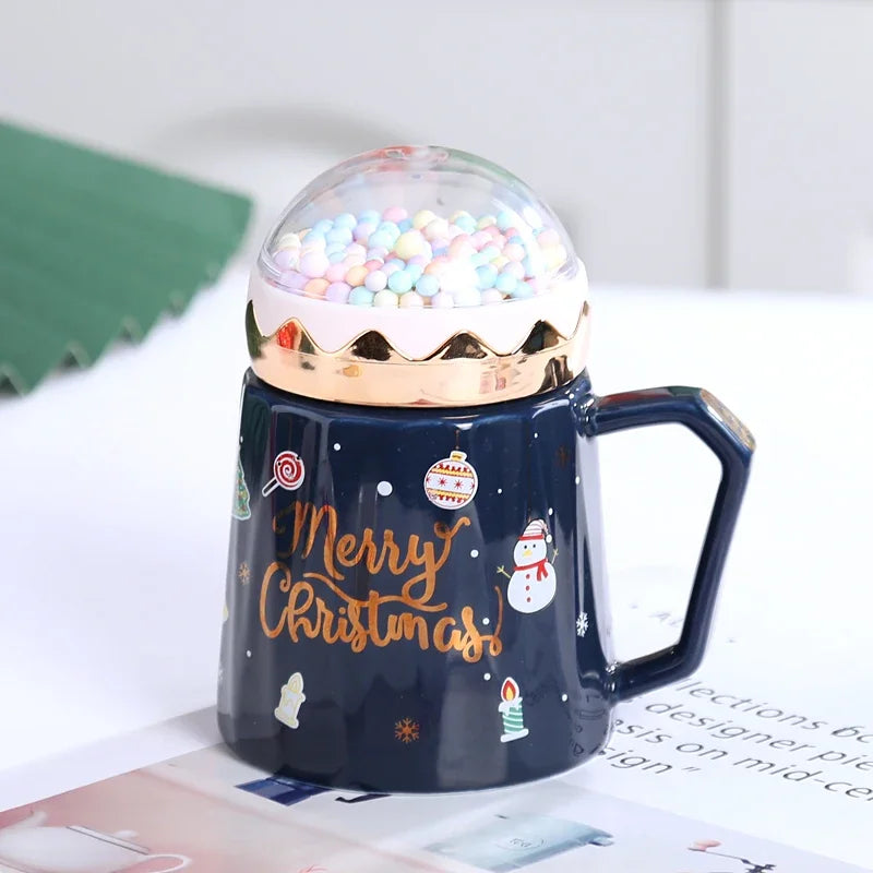 Christmas Mugs with lid and Santa Claus spoon Creative Planet Ceramic - Scale View