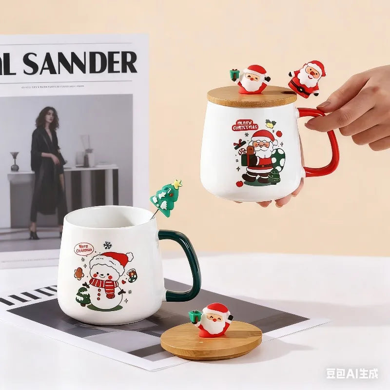 In stock Cute Christmas Gift Ceramic Mug with Lid and Spoon - High-value Santa C - Detail View