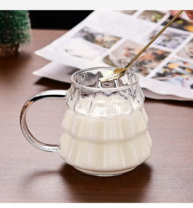 Christmas Tree Glass Coffee Mug with Straw and Lid Heat Resistant Wish - Texture Detail