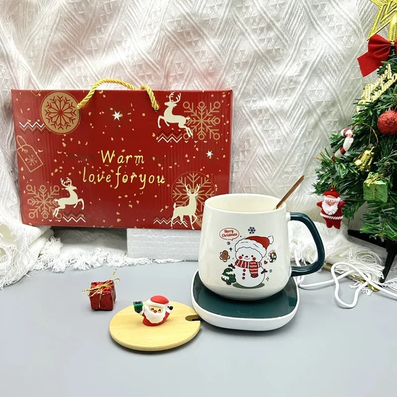 2025 Christmas Gift Set: Warm 55℃ Ceramic Mug with Lid featuring Santa - Scale View