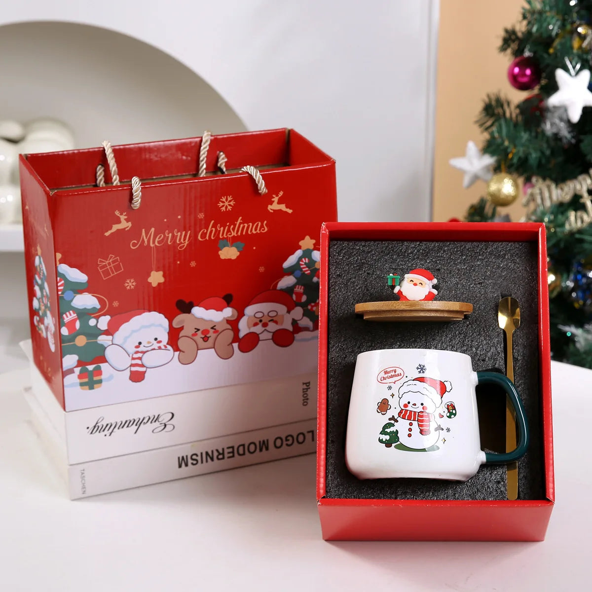 New Merry Christmas Gifts Kit Wooden Lid Santa Claus Pattern Ceramic Mug Snowman - Back View