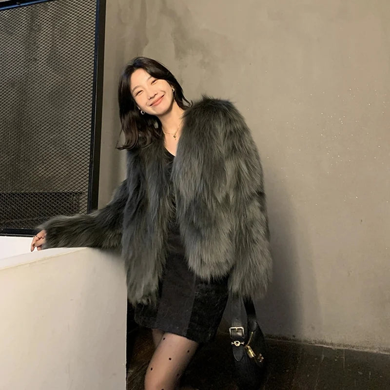 Eco-Friendly Fur Coat Young Sle V-Ne Women's Jaet Thi ort Faionable Winter Oute - Back View