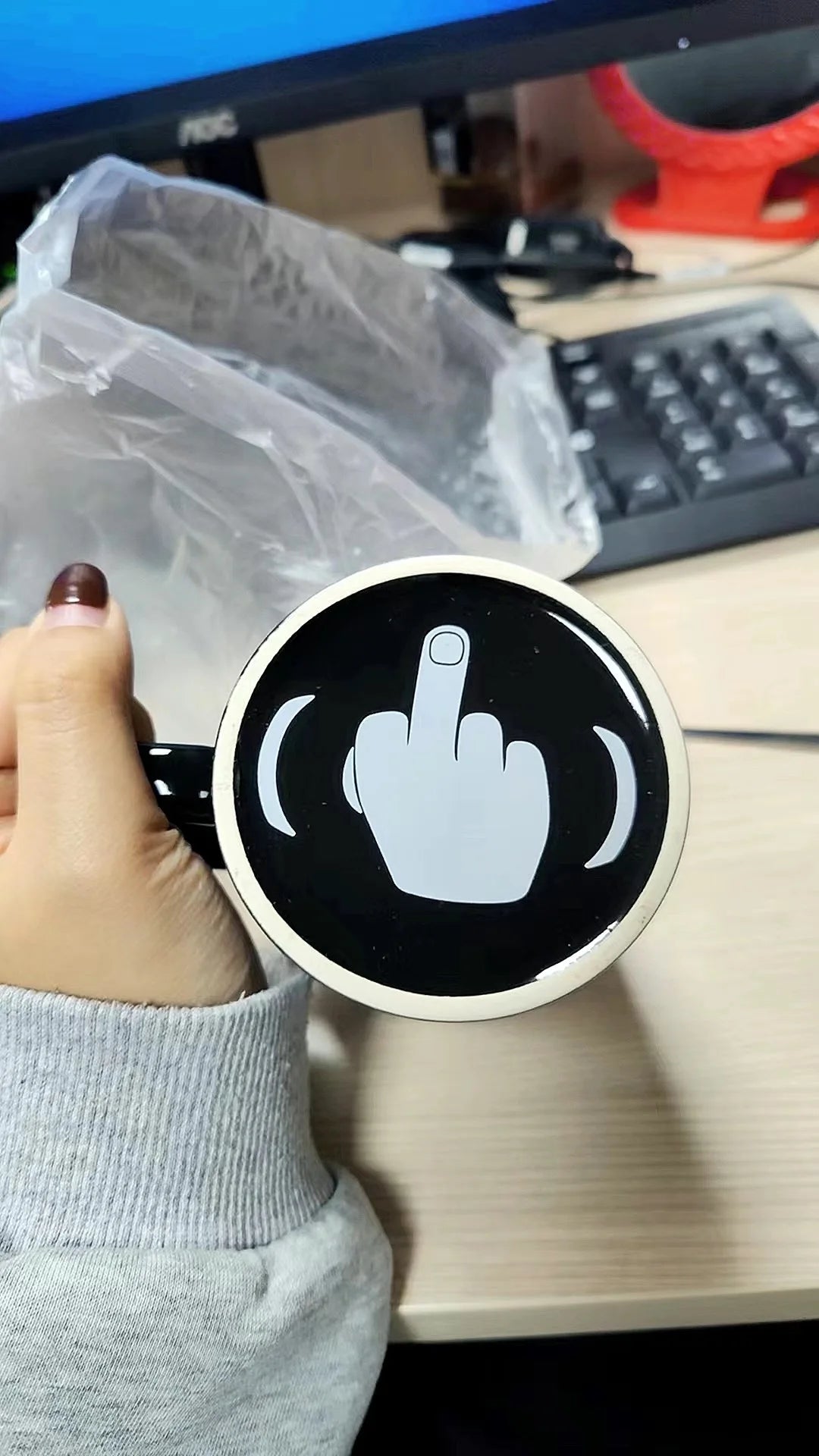 Drop shipping!Ceramic Middle Finger Coffee Cups Personality Office Gifts Have A - View 13
