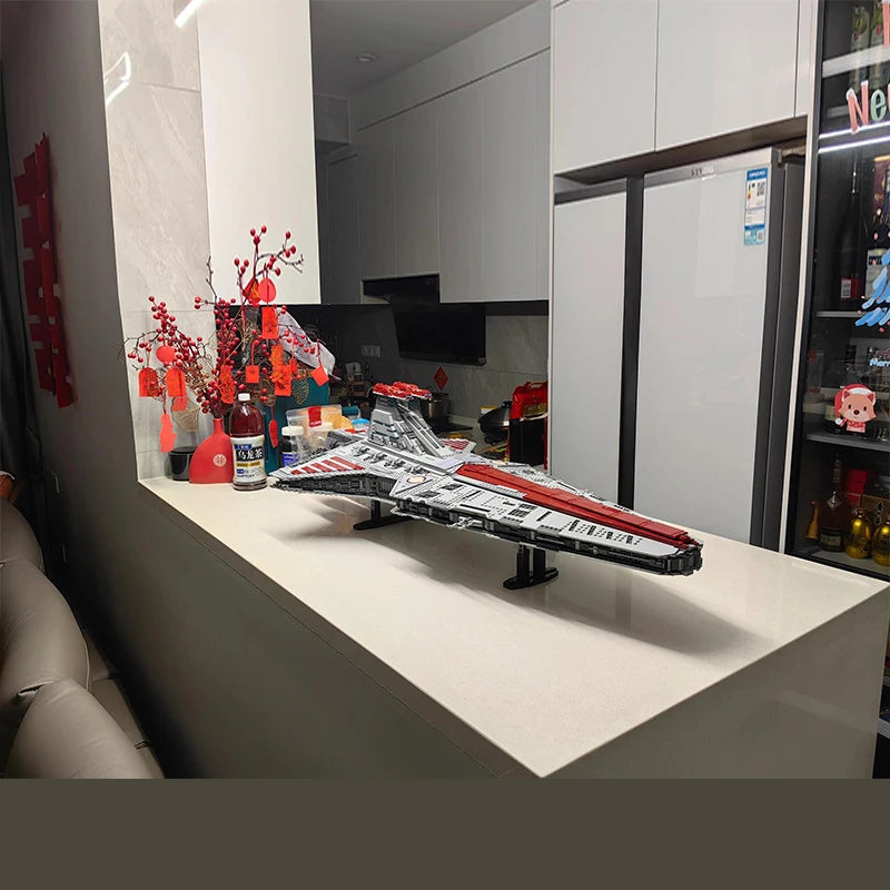 MINISO Disney 5374pcs Wars Stars Battle Biggest Venator-class Republic Attack Cr - View 5
