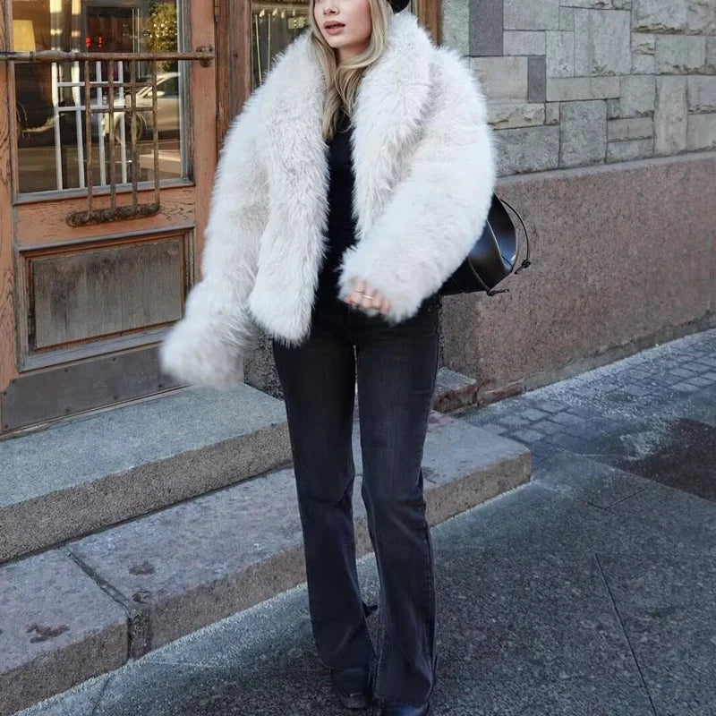 HXAO White Faux Fur Coat 2024 Woman New in coats Autumn Winter Fur Plush Fluffy - Detail View