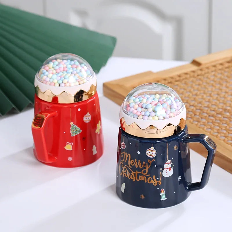 Christmas Mugs with lid and Santa Claus spoon Creative Planet Ceramic - Pattern Detail