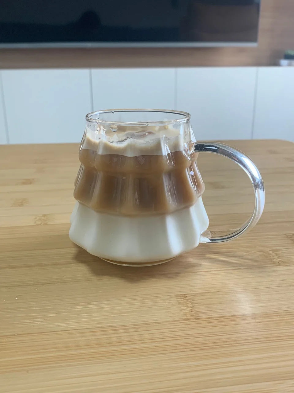 Christmas Tree Glass Coffee Mug with Straw and Lid Heat Resistant Wish - Pattern Detail
