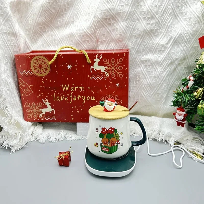 2025 Christmas Gift Set: Warm 55℃ Ceramic Mug with Lid featuring Santa - Fabric Close-up