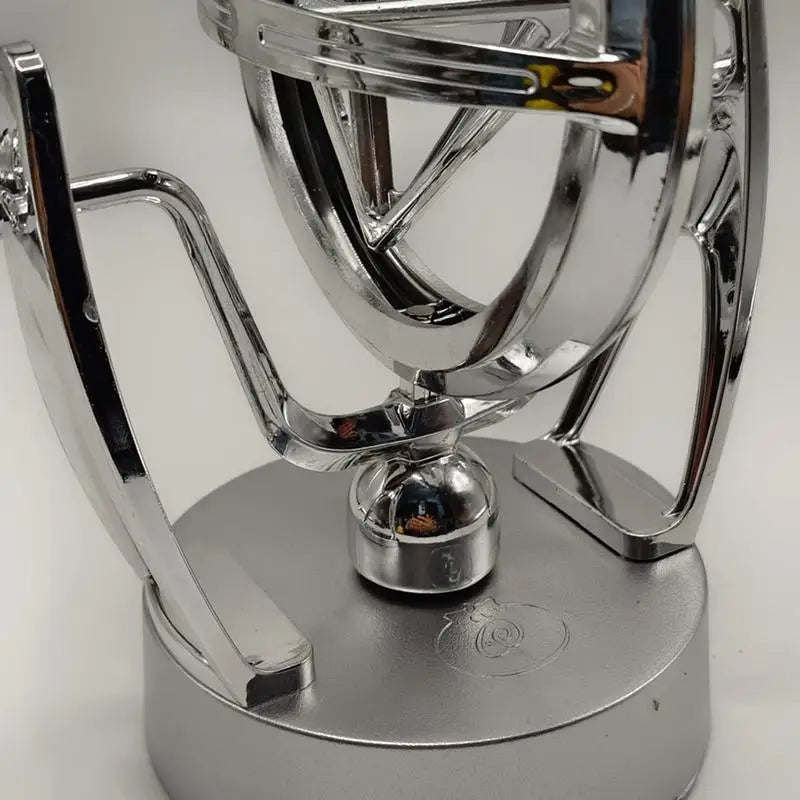Perpetual Motion Desk Toy Kinetic Art Model Educational Instrument